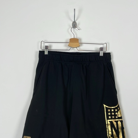 NFL Official Gold Shield Logo Mens M Fleece 4 Pocket Elastic Waist Casual Shorts - Picture 3 of 10